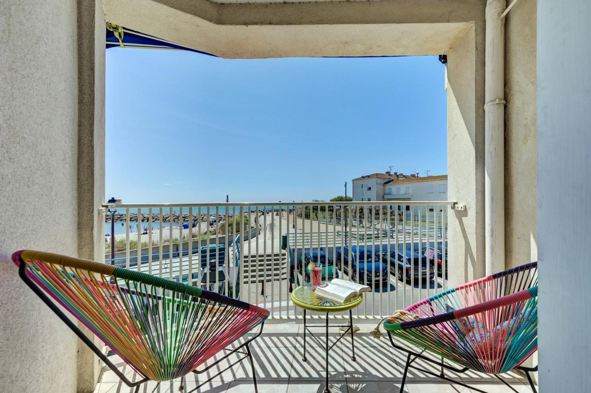 Hotel Camille Saintes-Maries-de-la-Mer Exterior photo