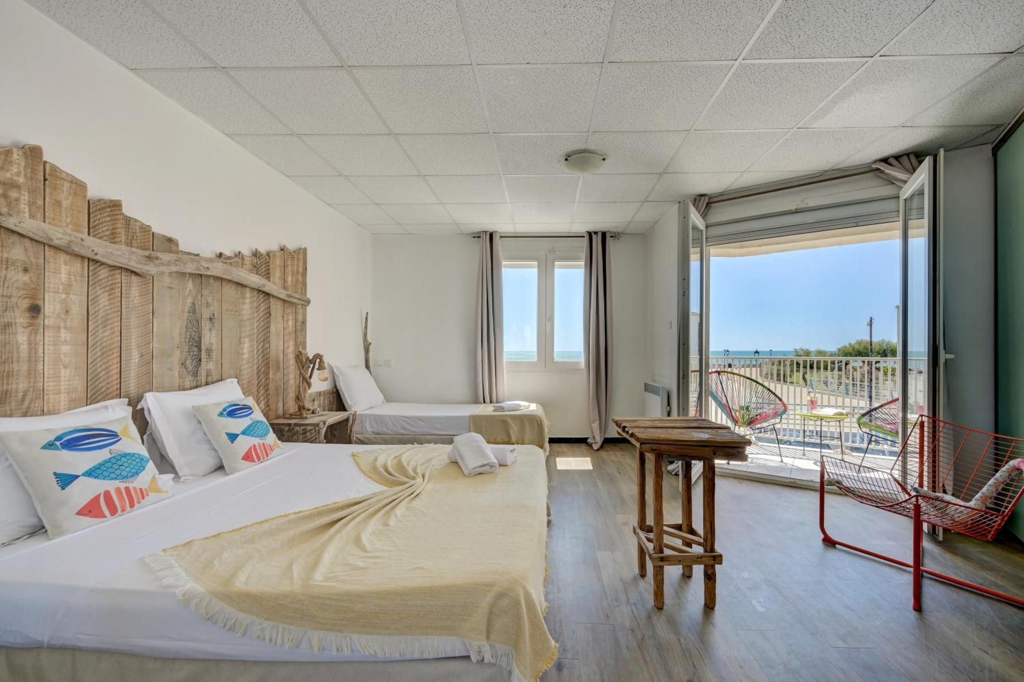 Hotel Camille Saintes-Maries-de-la-Mer Exterior photo